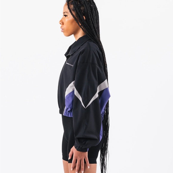 NWT ALPHALETE Women’s Retro Crop Jacket Black/Arctic Sky Size SMALL Relaxed - Picture 2 of 7